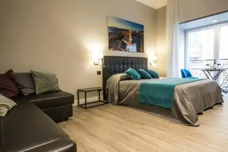B&B Art House - 86