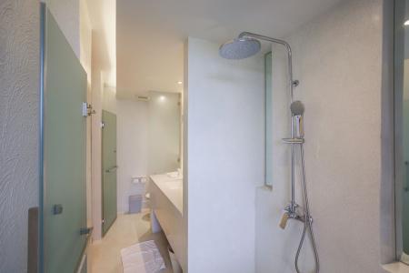 Balcony Seaside Sriracha & Serviced Apartments (SHA Extra Plus) - 36