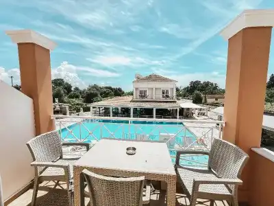 Kavos Plaza - 72