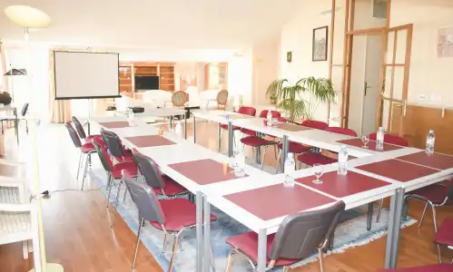 Maisons du Monde Hôtel & Suites - La Rochelle Vieux Port - 17