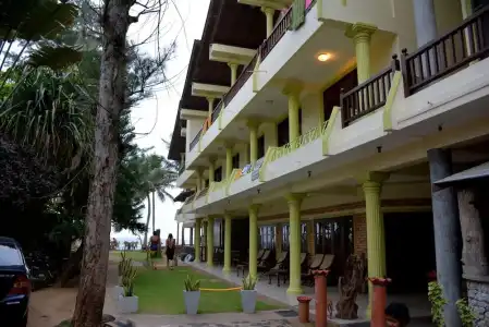 Time N Tide Beach Resort - 35