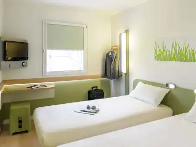ibis budget Ajaccio - 1