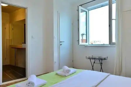 Golden B&B - 92