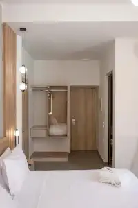 Epavli Boutique - 70