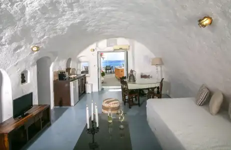 Alexander's Suites - 12