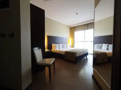 Holiday Inn Turin Corso Francia by IHG - 10