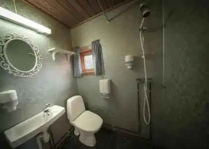 Henningsvær Rorbuer - 12