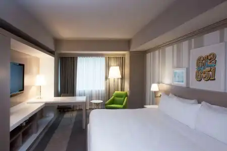 The Royal Sonesta Minneapolis Downtown - 2