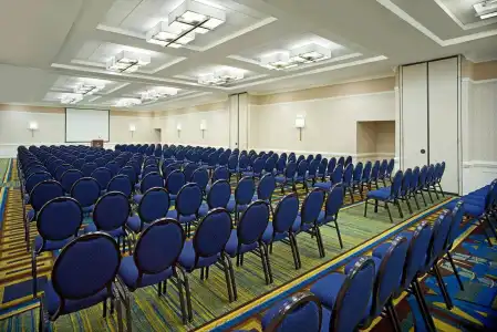 Sheraton Virginia Beach Oceanfront - 35