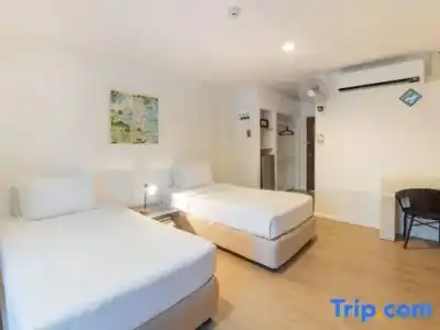 Dolphin Bay Beach Resort - 61