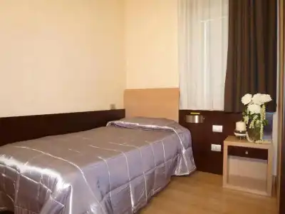 E H Suites Rome Airport - 28