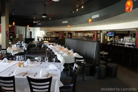 Lemon Tree Inn - 14