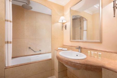 Courtyard by Marriott Rome Central Park - 25