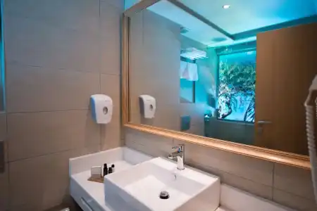 Royal & Imperial Belvedere Resort - 99