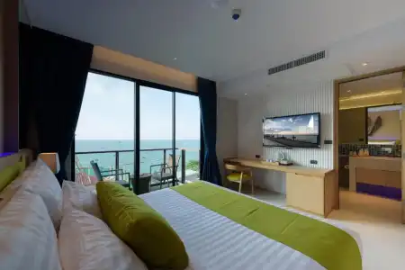 Deep Blue Z10 Pattaya - 94