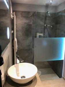 Hotel-Restaurant Barbarossahof - 85