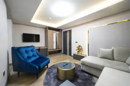 Mad Inn & Spa - 11