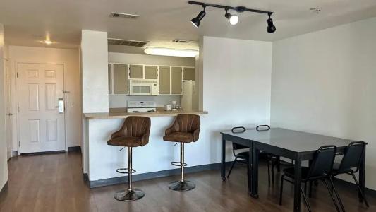 MainStay Suites Las Vegas Flamingo - 47