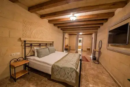 Cratus Stone Palace - 104