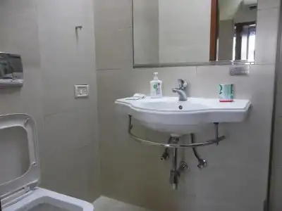Elphinstone Annexe - 6
