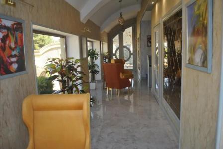 Manor - 1