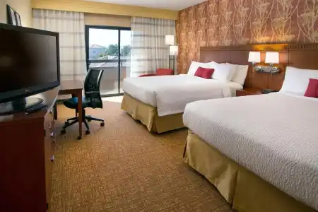 Courtyard by Marriott Phoenix Airport - 31