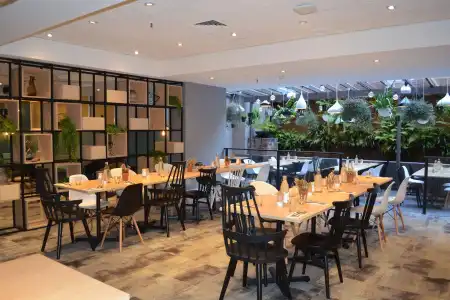 Metro Aspire, Sydney - 24