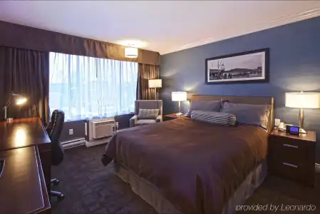 Sandman & Suites Kelowna - 4