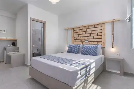 Gizis Cliffside Suites - 41