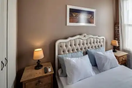 Loka Suites - 20
