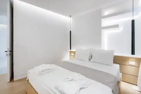 NS Place - 40