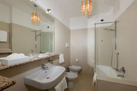 Continental Wellness & Spa - 127