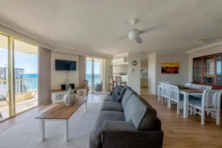 Contessa Holiday Apartments - 157