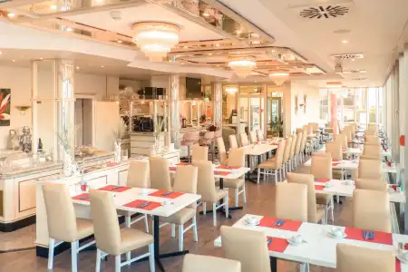 Stuttgart Sindelfingen City by Tulip Inn - 16