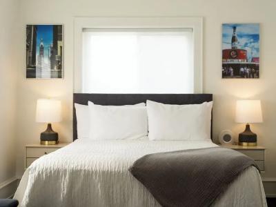 The Plaza - Milwaukee - 35