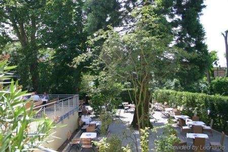 Hirschen in Freiburg-Lehen - 22