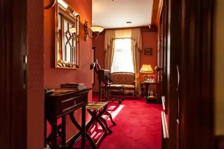 TB Palace & Spa - 47