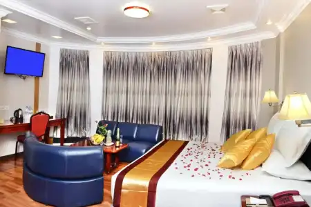Grand United Ahlone Branch - 179