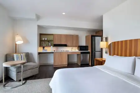 Element Austin Downtown - 5