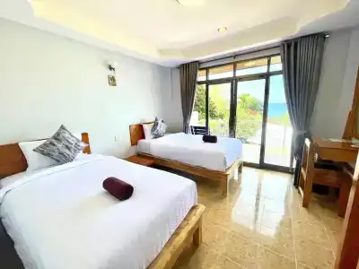 Bounty Resort - 5