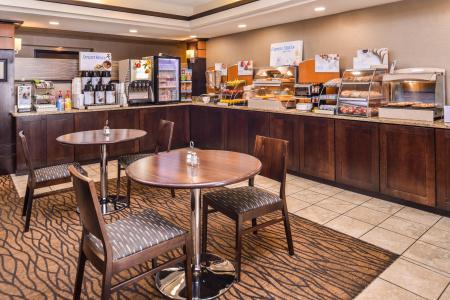 Holiday Inn Express & Suites Topeka West I-70 Wanamaker by IHG - 25