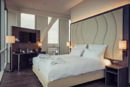 PLAZA Premium Almere - 36