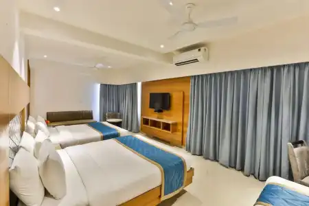 Vbr Grand Inn - 56