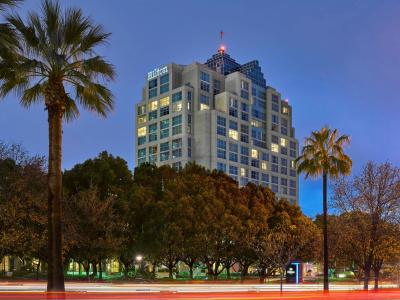 Hilton Los Angeles North/Glendale - 26