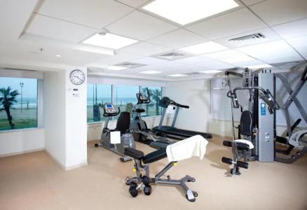 West All Suites - 18