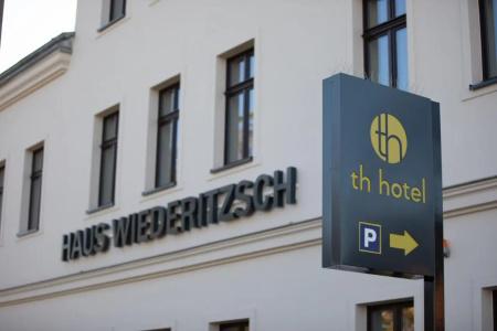 zur Messe - 25