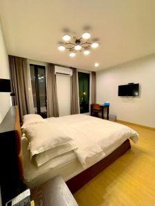 C U Inn Bangkok - 45