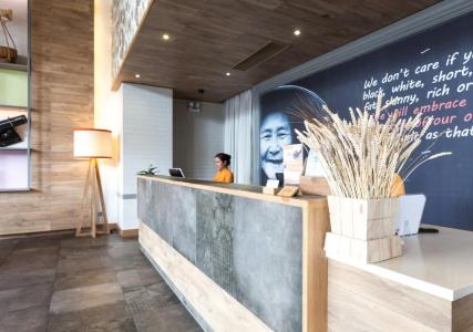Fusion Suites Saigon - 31