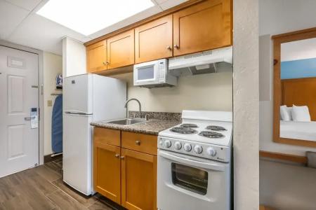 Tropical Winds Resort - 126