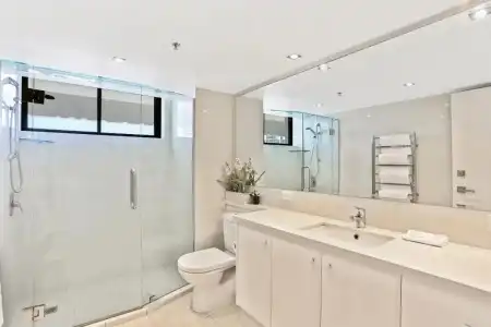 De Ville Apartments - 256